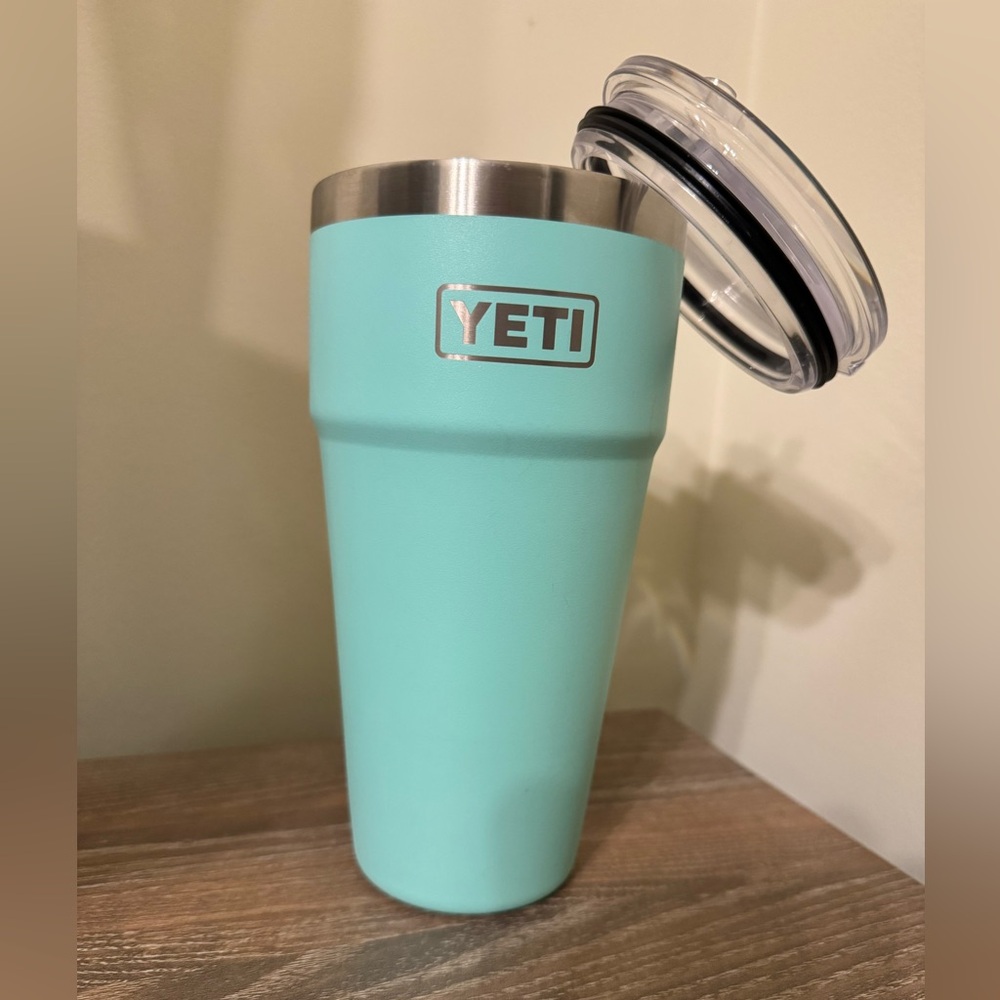 YETI RAMBLER 26 OZ STRAW CUP - SEAFOAM